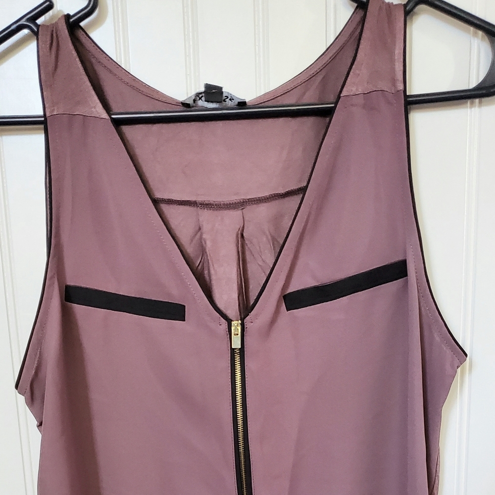 Authentic Express Flowing Zip Tank